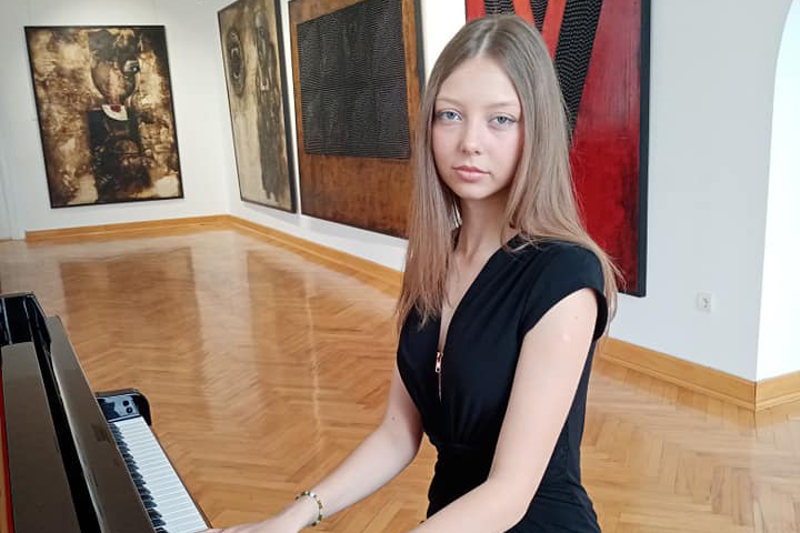 pianiste Marija Jovanović no Serbijas